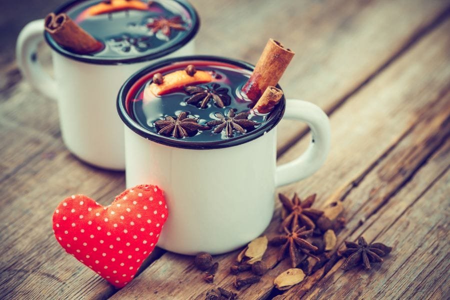 Valentine Drink Ideas: mulled wine