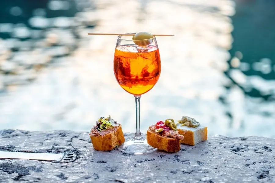 summer cocktails with spices